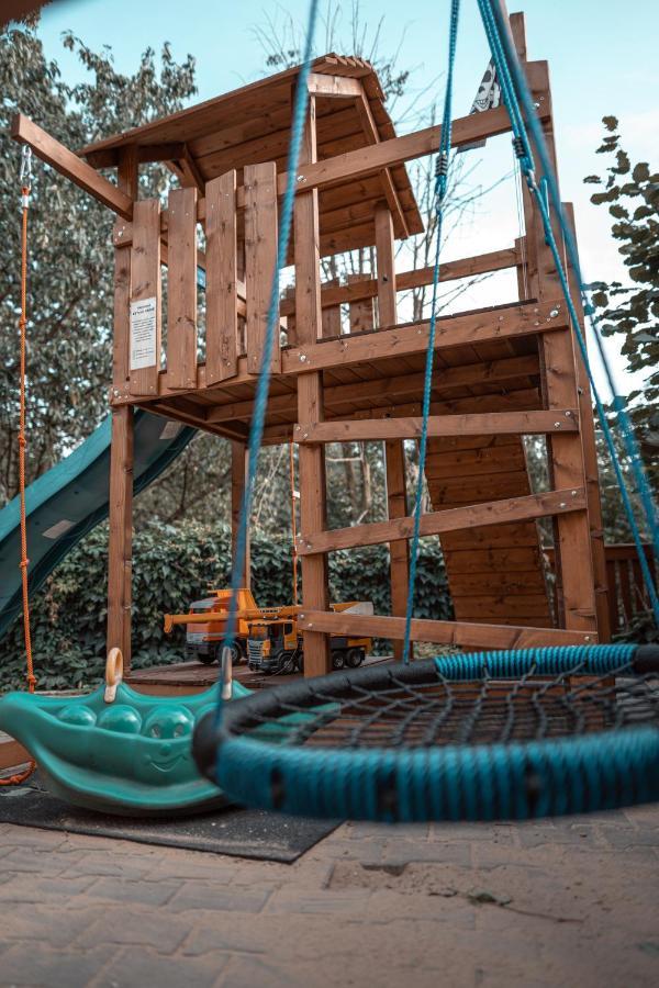 Penzion Hurikan 63 Havlíčkův Brod Exterior foto