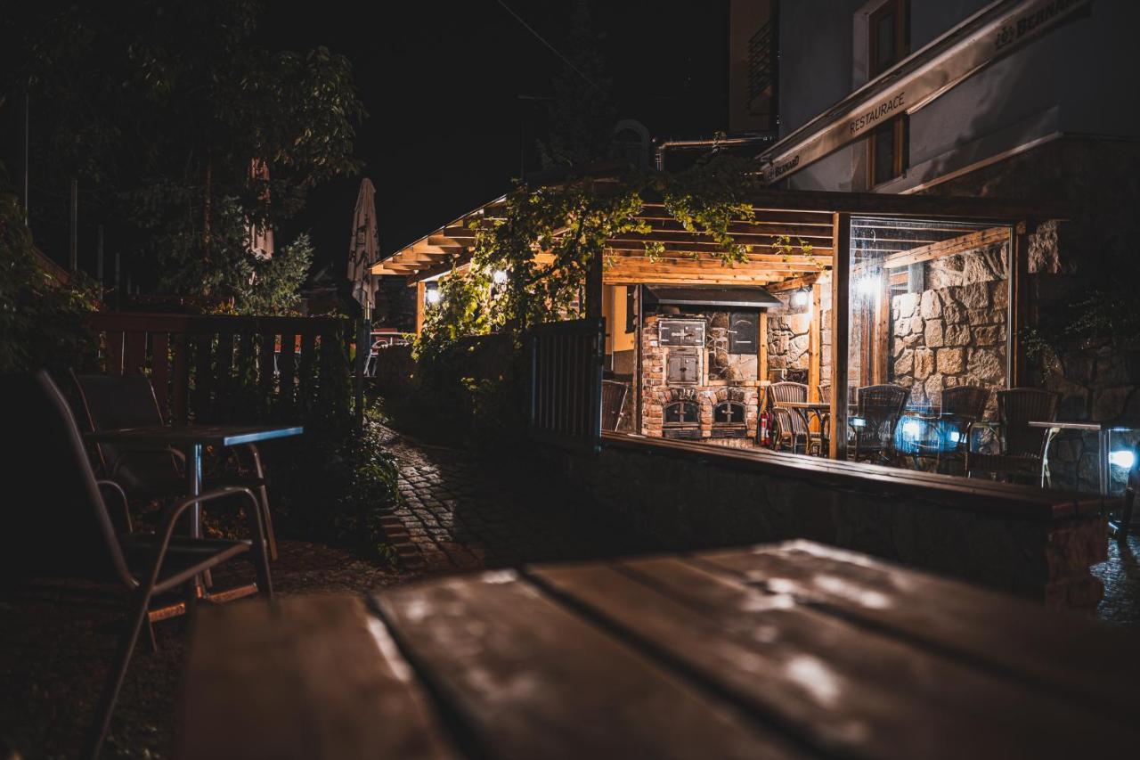 Penzion Hurikan 63 Havlíčkův Brod Exterior foto